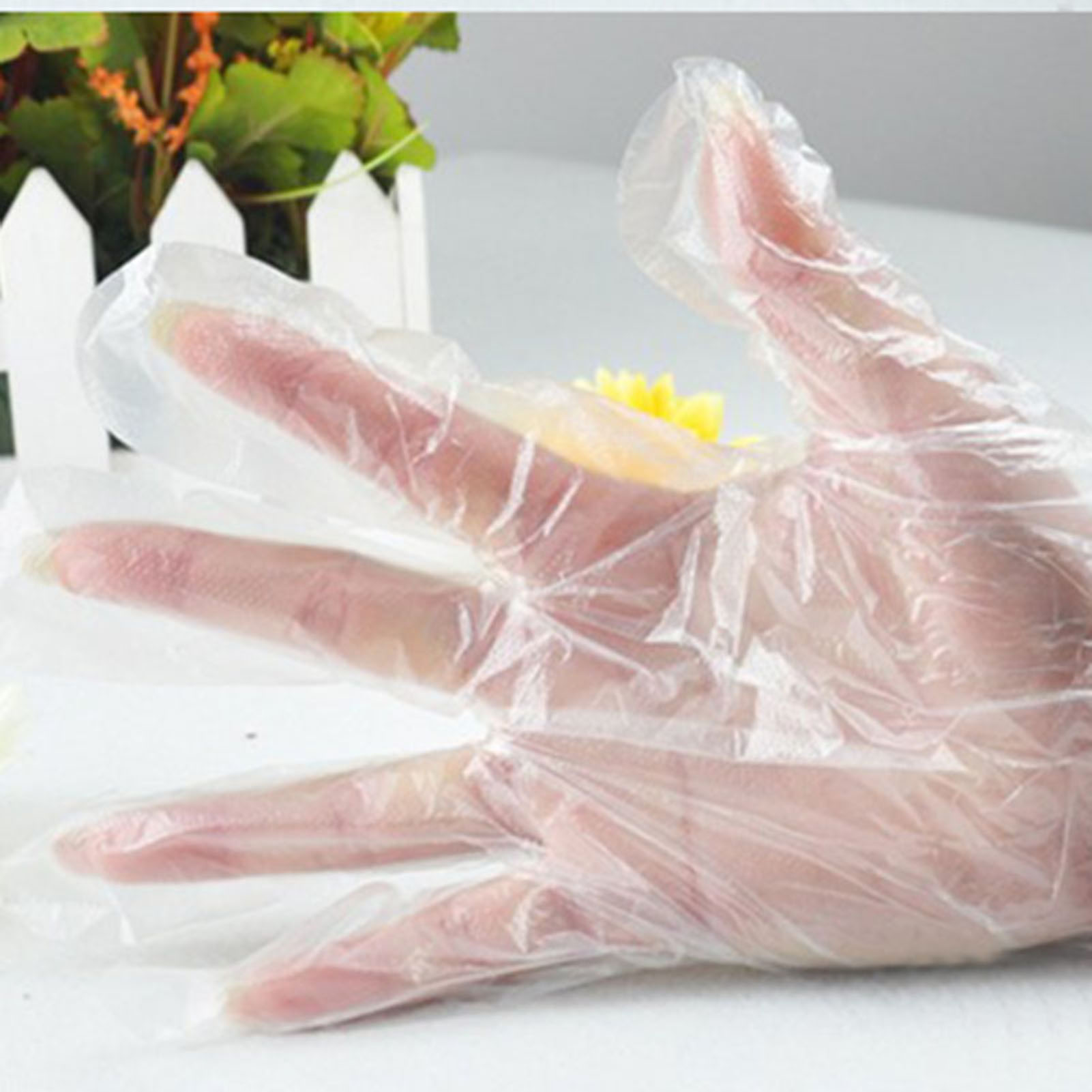 Wholesale 100pcs Plastic Dispo - مراجعة Disposable Gloves Nitrile وسعره